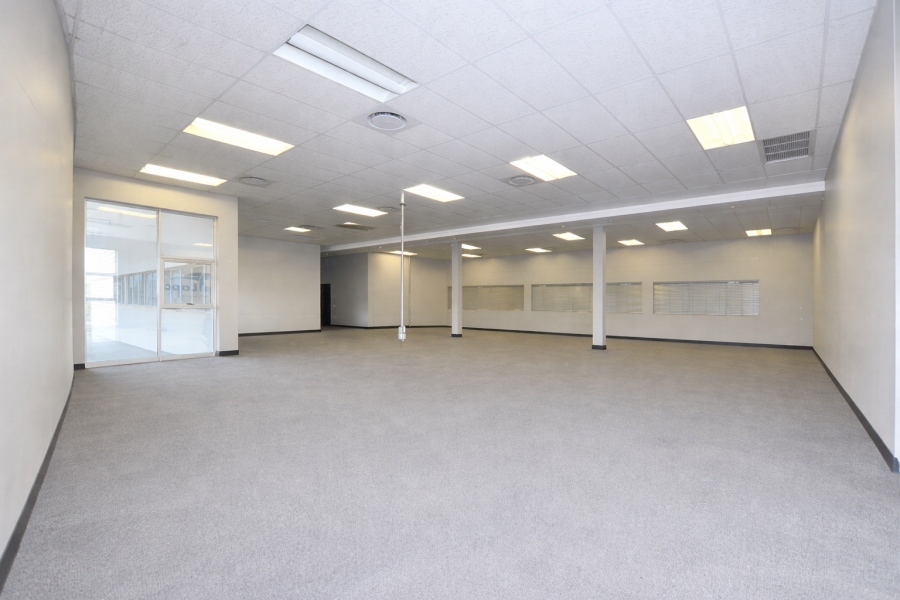 To Let Commercial Property for Rent in Dal Josafat Western Cape